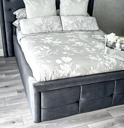 Square bed frame (with 5ft high headboard)