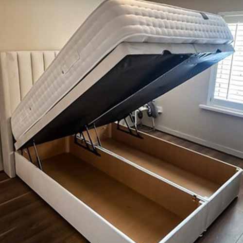 Ottoman divan